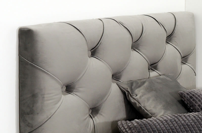 Postel Modo - detail čela